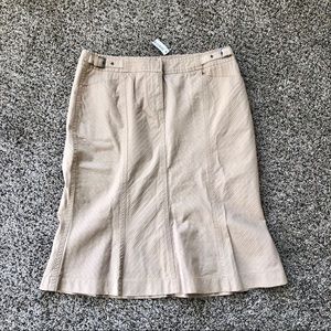 NWT White House Black Market Skirt